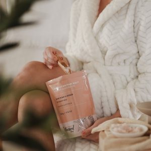 Himalayan Pink Salt & Sweet Almond Oil - 500g