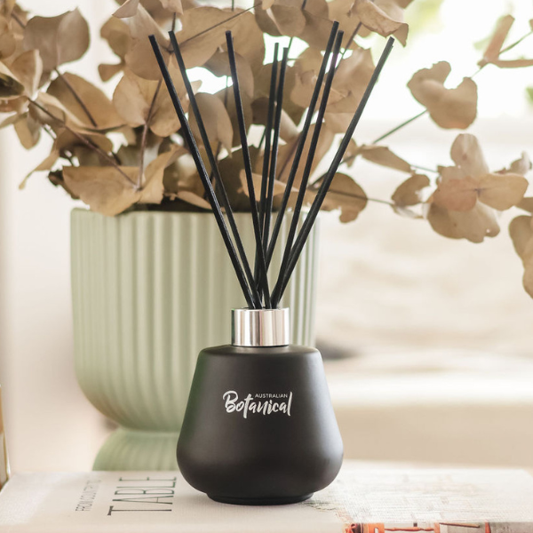 Sweet Sandalwood Reed Diffuser 225ml