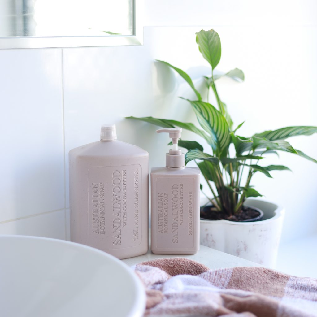 Sandalwood & Cocoa Butter Hand Wash Bundle